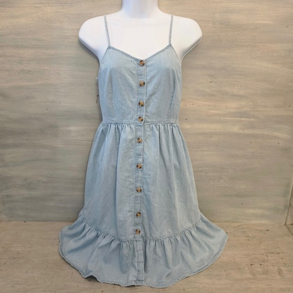 Japna Dresses & Skirts - Japna 100% Cotton Light Wash Denim Sleeveless Aline Mini Dress Size Small GC